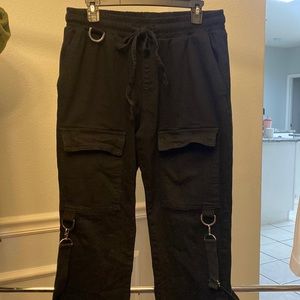 Loose fit black pants